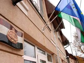 Hétvégén is nyitva tartanak a magyar külképviseletek