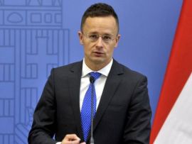 Szijjártó: péntektől szabadon utazhatnak a már beoltott ukrán és magyar állampolgárok a két ország között