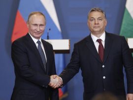 Orbán Viktor “békemisszióval” jött Moszkvába