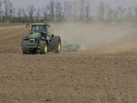 Vetőmaggal segíti a kárpátaljai gazdákat a magyar agrárminisztérium