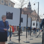 Kiállítás nyílt az ukrán menekültek fotóiból Újbudán