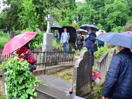 Ungváron megkoszorúzták Posch Alajos mártír újságíró síremlékét