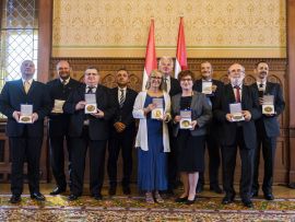 Polgármester, színház és rádióműsor kapott díjat a nemzeti ünnep alkalmából