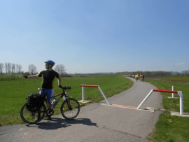 Bicikliutat építenének a Tiszaújlak és Királyháza közötti töltésen