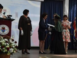 Átvették diplomáikat a Rákóczi-főiskola mesterképzéses hallgatói