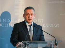 Újabb támogatást nyújt a kormány a kárpátaljai magyarságnak