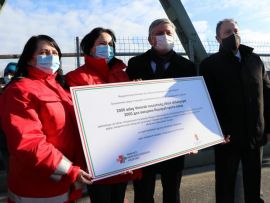 Az oltóanyag-adományt igen, de az adományozó miniszteri biztost be sem engedték Ukrajnába