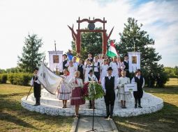 2019 - Erőt meríthetünk a Szent Istváni-útból - Szent István-napi program a tiszacsomai Honfoglalási Emlékparkban