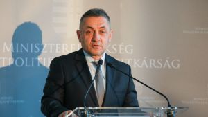 Újabb támogatást nyújt a kormány a kárpátaljai magyarságnak
