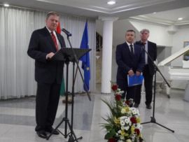 Négy év után elköszönt Szilágyi Mátyás beregszászi főkonzul
