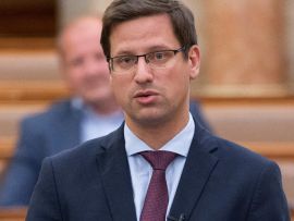 Gulyás Gergely: Nem lehet semmilyen kisebbséget védeni úgy, ha a nemzeti kisebbségek jogait nem biztosítjuk