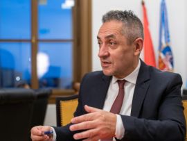 Potápi Árpád János: Magyarország minden magyar hazája