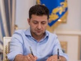 Az államfő aláírta az országos referendumról szóló törvényt